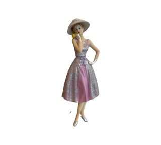 Lady in pink